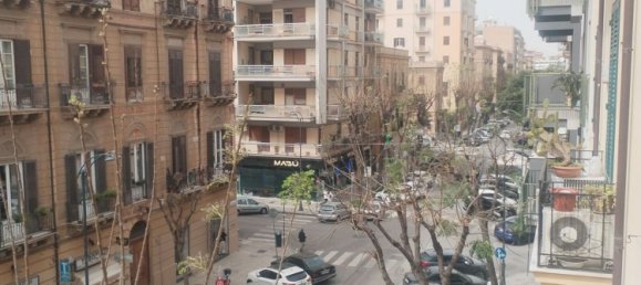 5-Zimmer Wohnung in Palermo, Italy, Nr. 45907 3