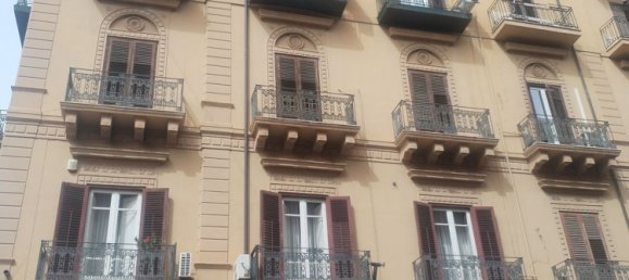 5-Zimmer Wohnung in Palermo, Italy, Nr. 45907 2