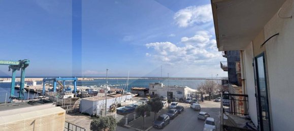 Apartamento de 8 habitaciónes en Mola di Bari, Italy No. 20990 27