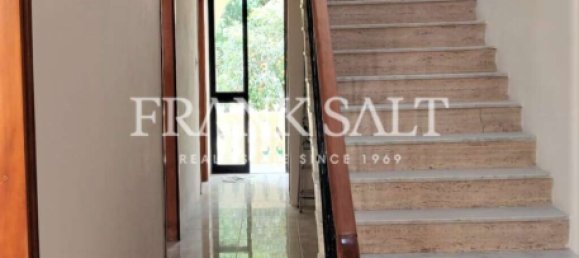 3 bedrooms Townhouse in Luqa, Malta No. 4791 3