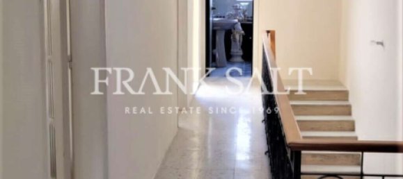 3 bedrooms Townhouse in Luqa, Malta No. 4791 4