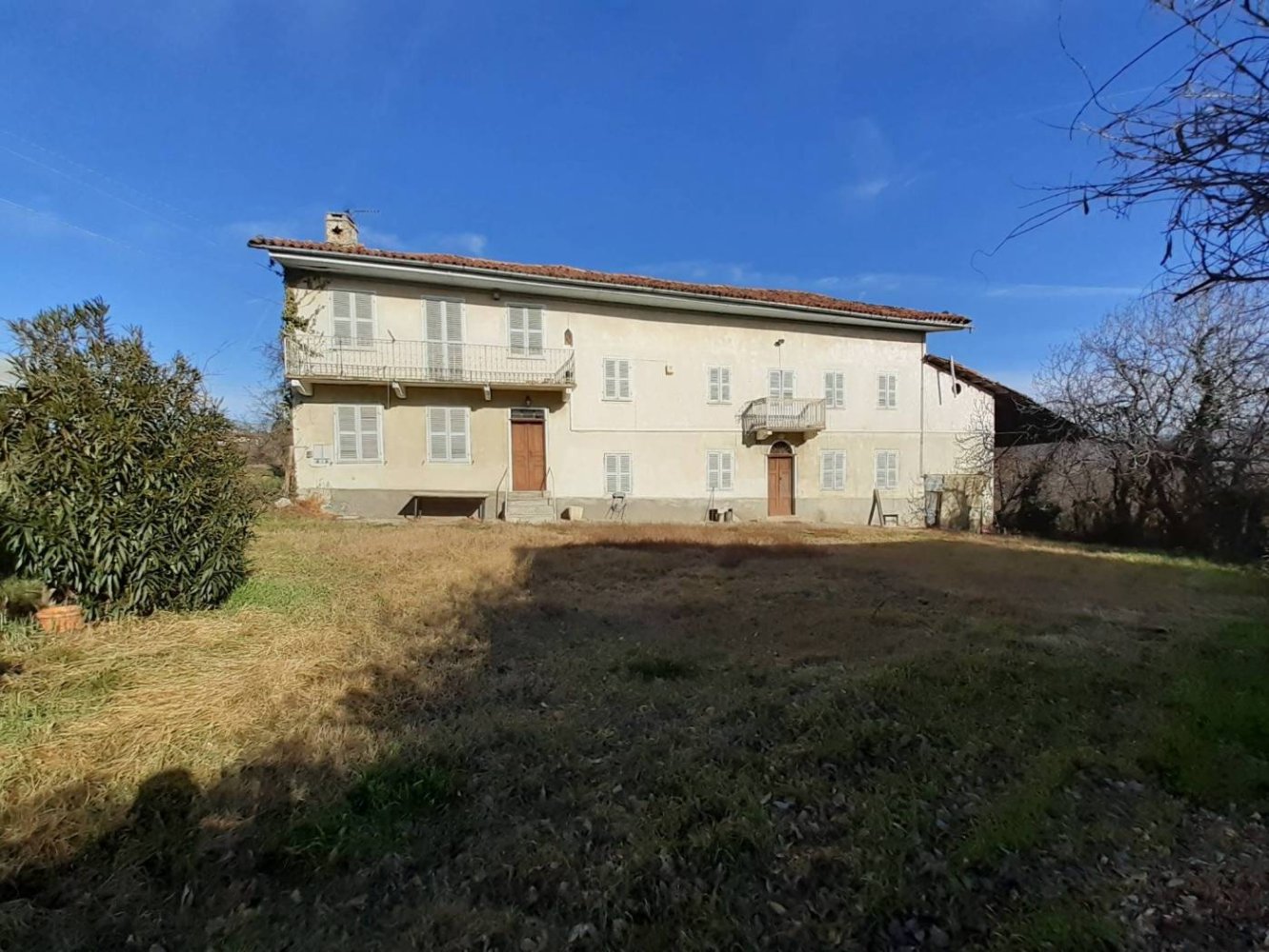 5 bedrooms House in Moncucco Torinese, Italy No. 169471