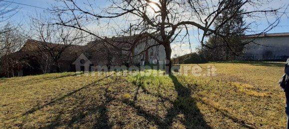 5 bedrooms House in Moncucco Torinese, Italy No. 169471 8