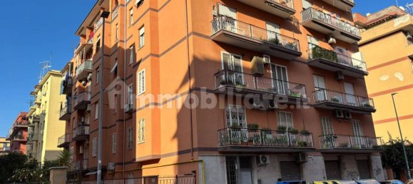 5 rooms Apartment in Rome, Italy No. 60977 5