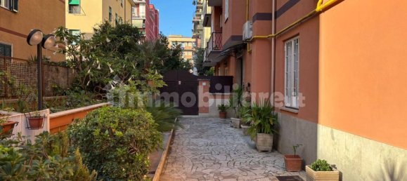 5 rooms Apartment in Rome, Italy No. 60977 4
