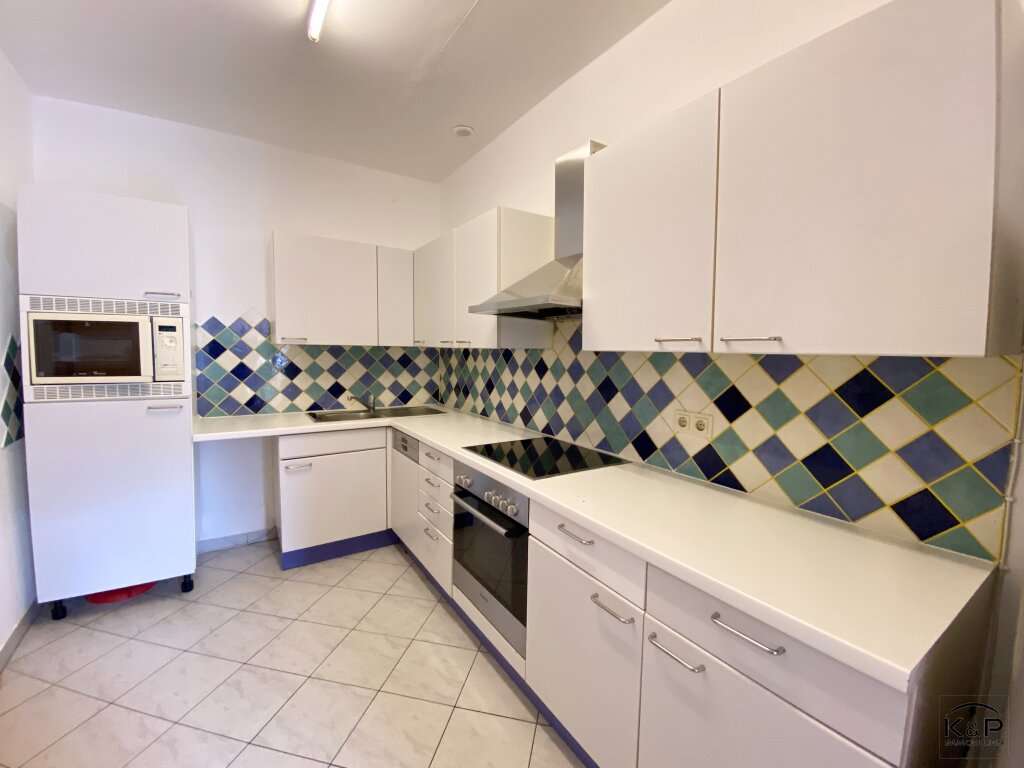 1425m² Commercial property in Villach, Austria No. 16656