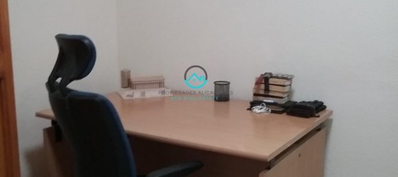 Apartamento de 4 dormitorios en Campoamor, Spain No. 135376 3