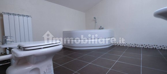 Apartamento T3 em Comun Nuovo, Italy N.º 136226 21