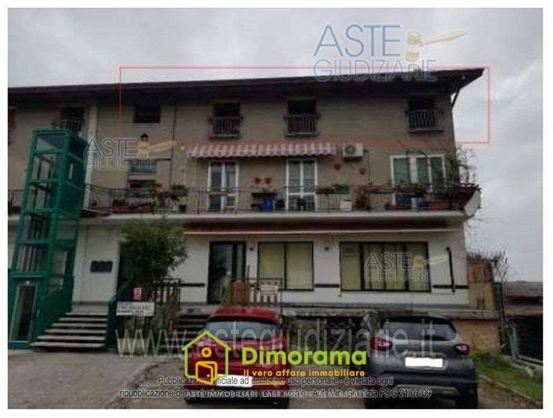 3 rooms Apartment in Montescudo Monte Colombo, Italy No. 11456