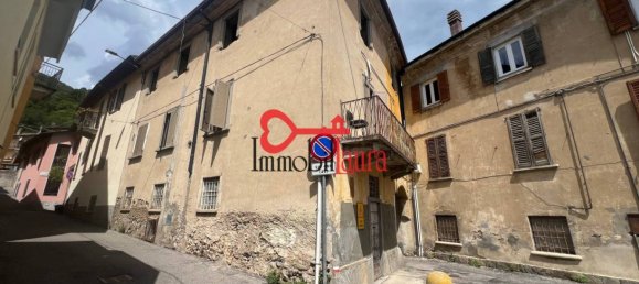 1 غرف نوم شقة في Arcisate, Italy رقم 261952 2