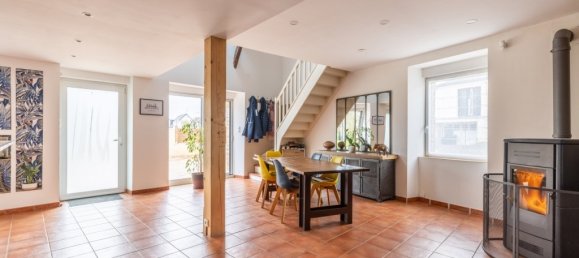 Casa de 5 dormitorios en Tresboeuf, France No. 190671 25