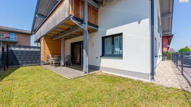 3غرفة شقة في St. Georgen im Attergau, Austria رقم 133060