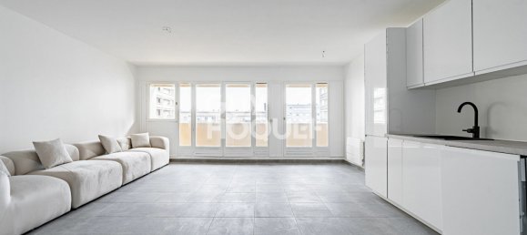 Apartamento de 2 dormitorios en Argenteuil, France No. 130126 2