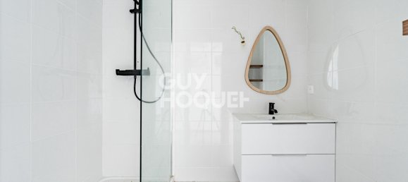 Apartamento de 2 dormitorios en Argenteuil, France No. 130126 10