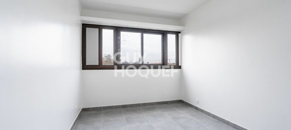 Apartamento de 2 dormitorios en Argenteuil, France No. 130126 8