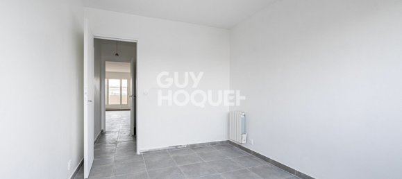Apartamento de 2 dormitorios en Argenteuil, France No. 130126 9
