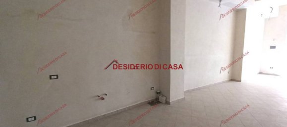 2 rooms Commercial property in Petralia Soprana, Italy No. 335083 4