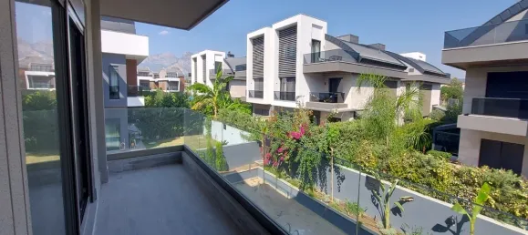 Apartment 5+1 in Aegean Region, Turkey No. 33144 12