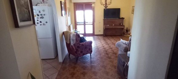 5 rooms Penthouse in Collesalvetti, Italy No. 124237 2
