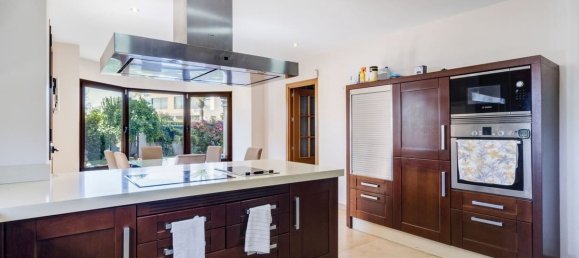 4 bedrooms Villa in Marbella, Spain No. 183460 43