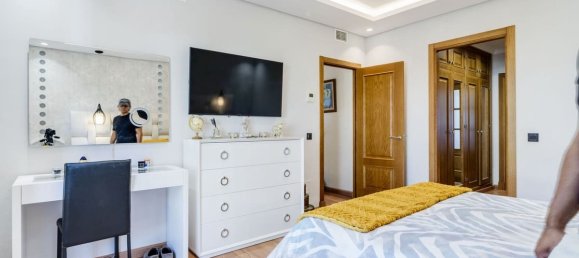 4 bedrooms Villa in Marbella, Spain No. 183460 14