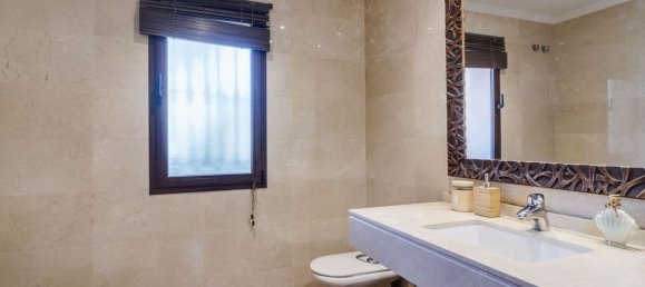 4 bedrooms Villa in Marbella, Spain No. 183460 26