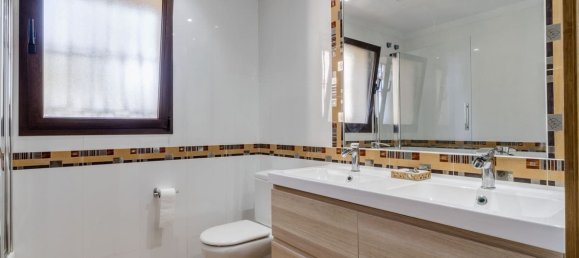 4 bedrooms Villa in Marbella, Spain No. 183460 29