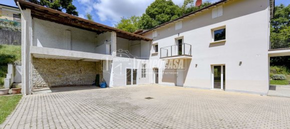 Villa de 5 habitaciónes en Lonato del Garda, Italy No. 282385 2