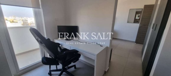 Penthouse T1 em Kappara, Malta N.º 7507 4