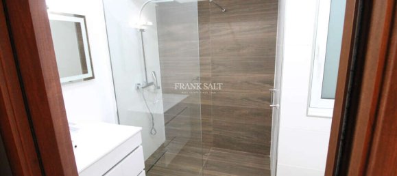 2 chambres Appartement à Sliema, Malta No. 10110 22