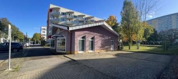 110m² Building in Neubrandenburg, Germany No. 15377 8