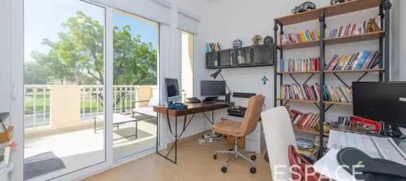 3 bedrooms Villa in The Lakes, UAE No. 106065 8