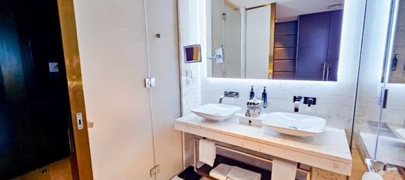 1 room Hotel in Business Bay, UAE No. 95799 8