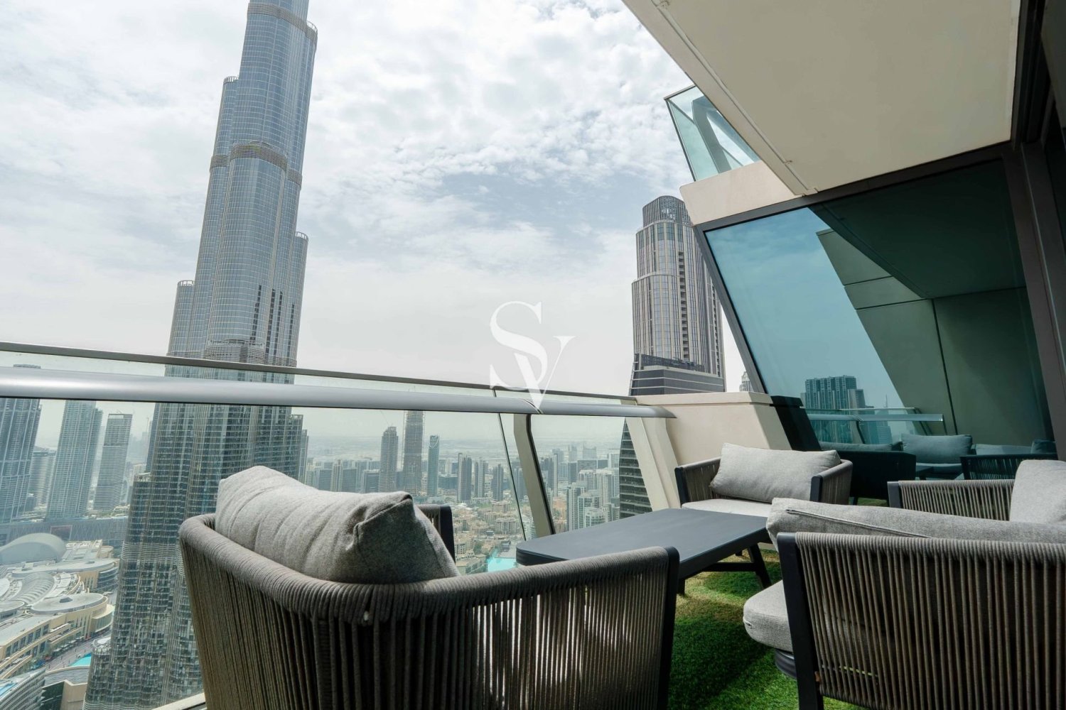 3 dormitorios apartamento en alquiler en Downtown Dubai (Downtown Burj Dubai), Dubai, UAE № 185918