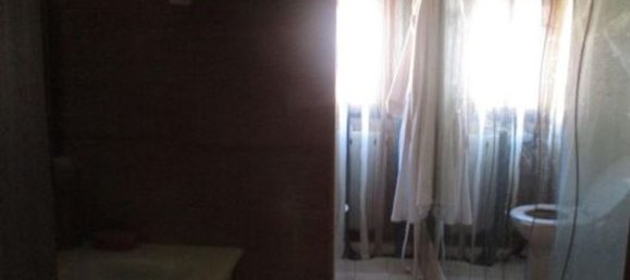 2 rooms Apartment in Milan, Italy No. 247648 8