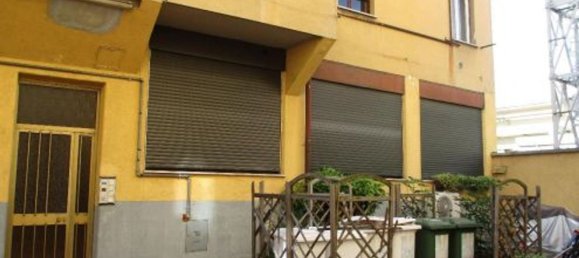 2 rooms Apartment in Milan, Italy No. 247648 4