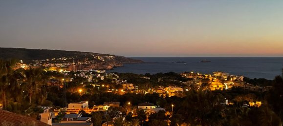 4 bedrooms Villa in Nova Santa Ponsa, Spain No. 69377 11