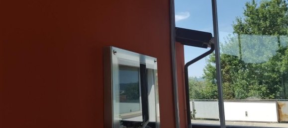 4 bedrooms Villa in Carrara, Italy No. 48123 3