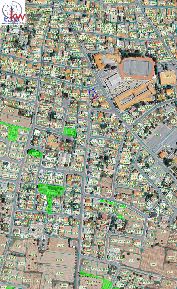 Terra em Larnaka, Cyprus 464 m² N.º 181336
