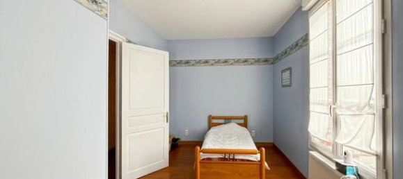 6 bedrooms House in Pierry, France No. 315752 12