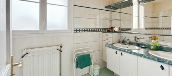 6 bedrooms House in Pierry, France No. 315752 20