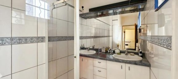 6 bedrooms House in Pierry, France No. 315752 17