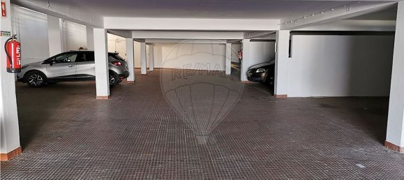 30m² Garage in Albufeira, Portugal No. 32642 2