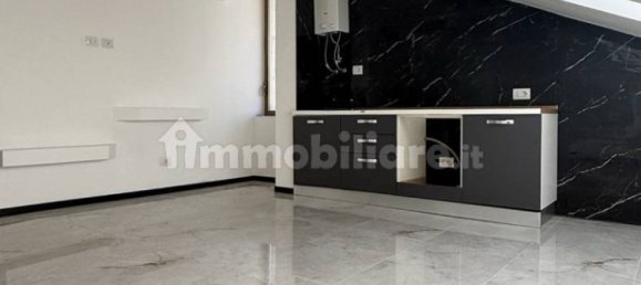 1 Schlafzimmer Wohnung in Limbiate, Italy, Nr. 374999 3