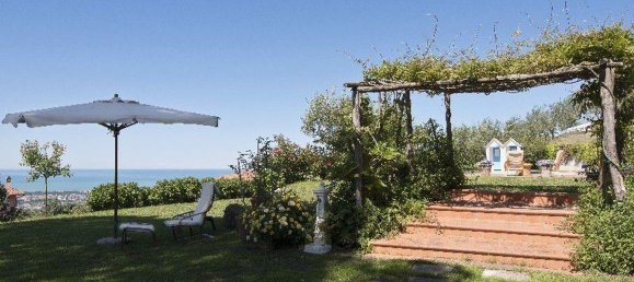 5 rooms Villa in Massarosa, Italy No. 165746 10