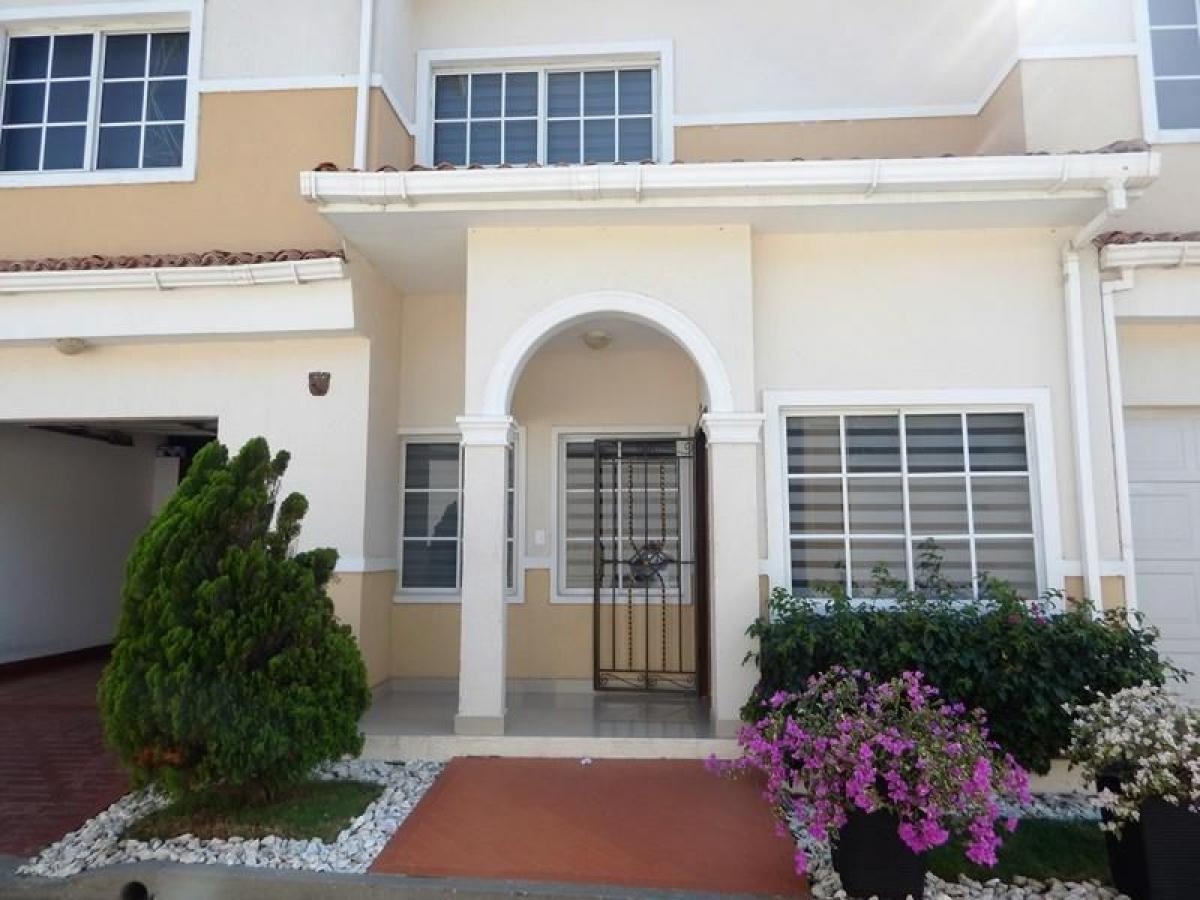 3 bedrooms House in Atlantico, Colombia No. 5929