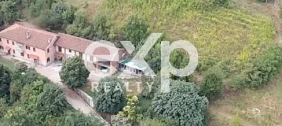 6 bedrooms House in Asti, Italy No. 362951 4