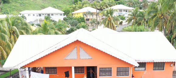 4 bedrooms House in Brighton Village, Saint Vincent and the Grenadines No. 9 6