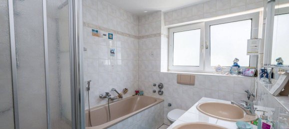 Edifício de 9 divisões em Freiburg im Breisgau, Germany N.º 350725 5