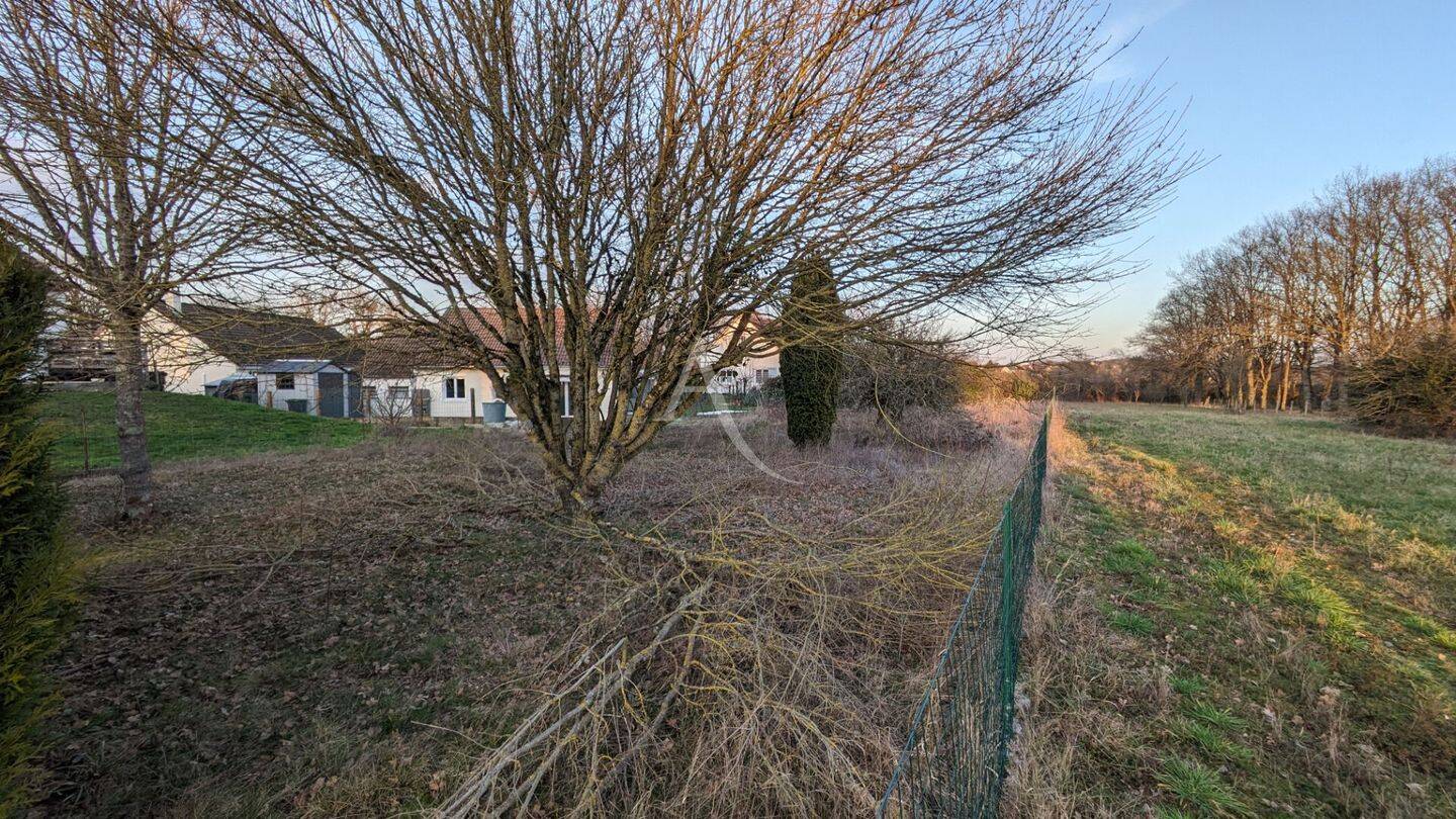 Grundstück in Veuzain-sur-Loire, France 750m², Nr. 77863